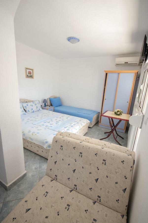 Apartments Duskic Утеха Екстериор снимка